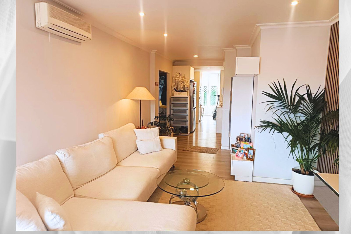 3 Bed, 2 Bath - Apartment for Sale in Nueva Andalucia, Marbella