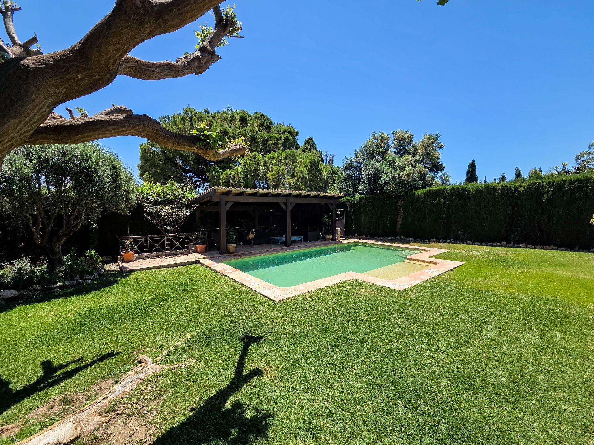 Casa de 5 Dormitorios en venta en Milla de Oro, Marbella
