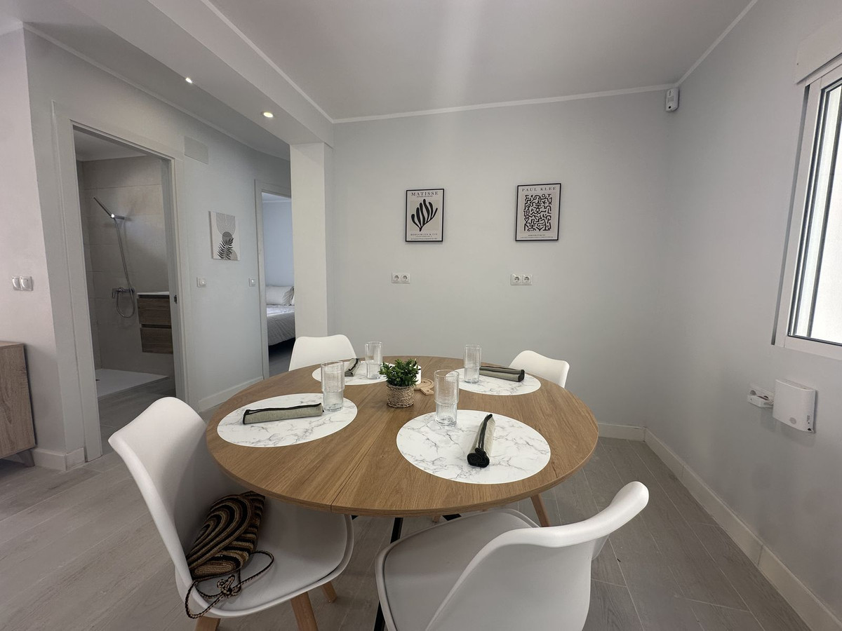Piso de 2 Dormitorios en venta en Fuengirola