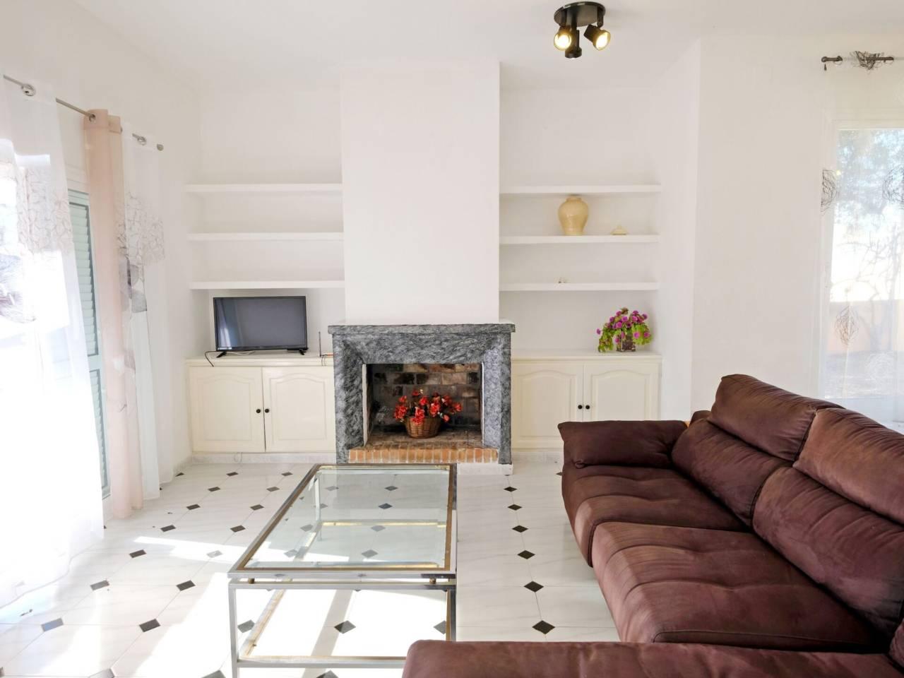 Casa Adosada de 4 Dormitorios en venta en Alcanar