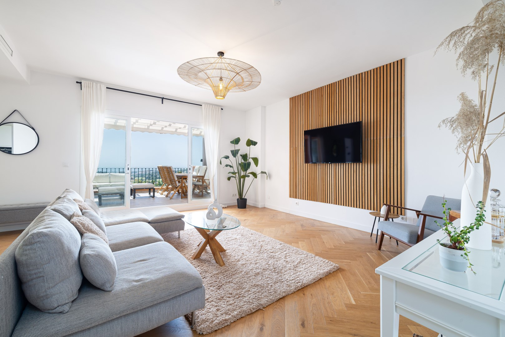 Ático de 3 Dormitorios y 2 Baños en venta en Nueva Andalucía