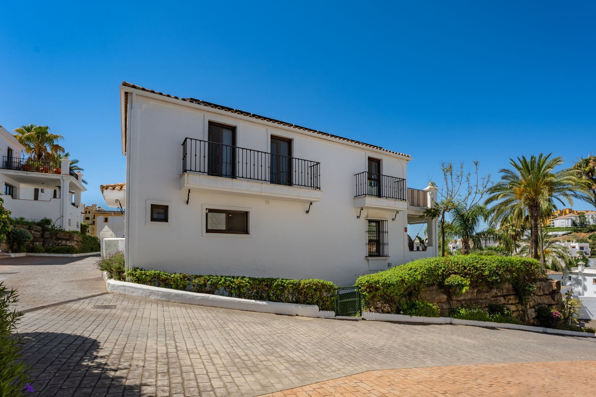 New Golden Mile, Estepona