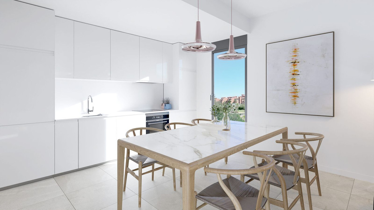 Ático de 2 Dormitorios en venta en Estepona