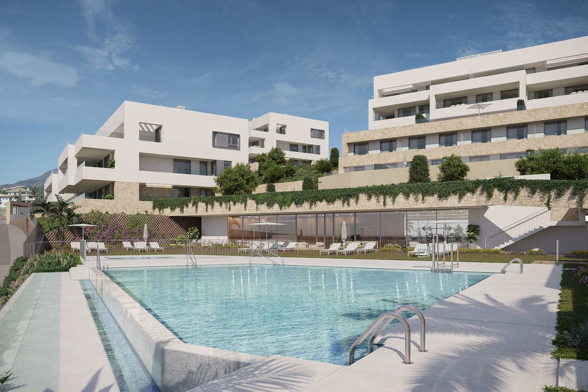 Piso de 2 Dormitorios en venta en Estepona