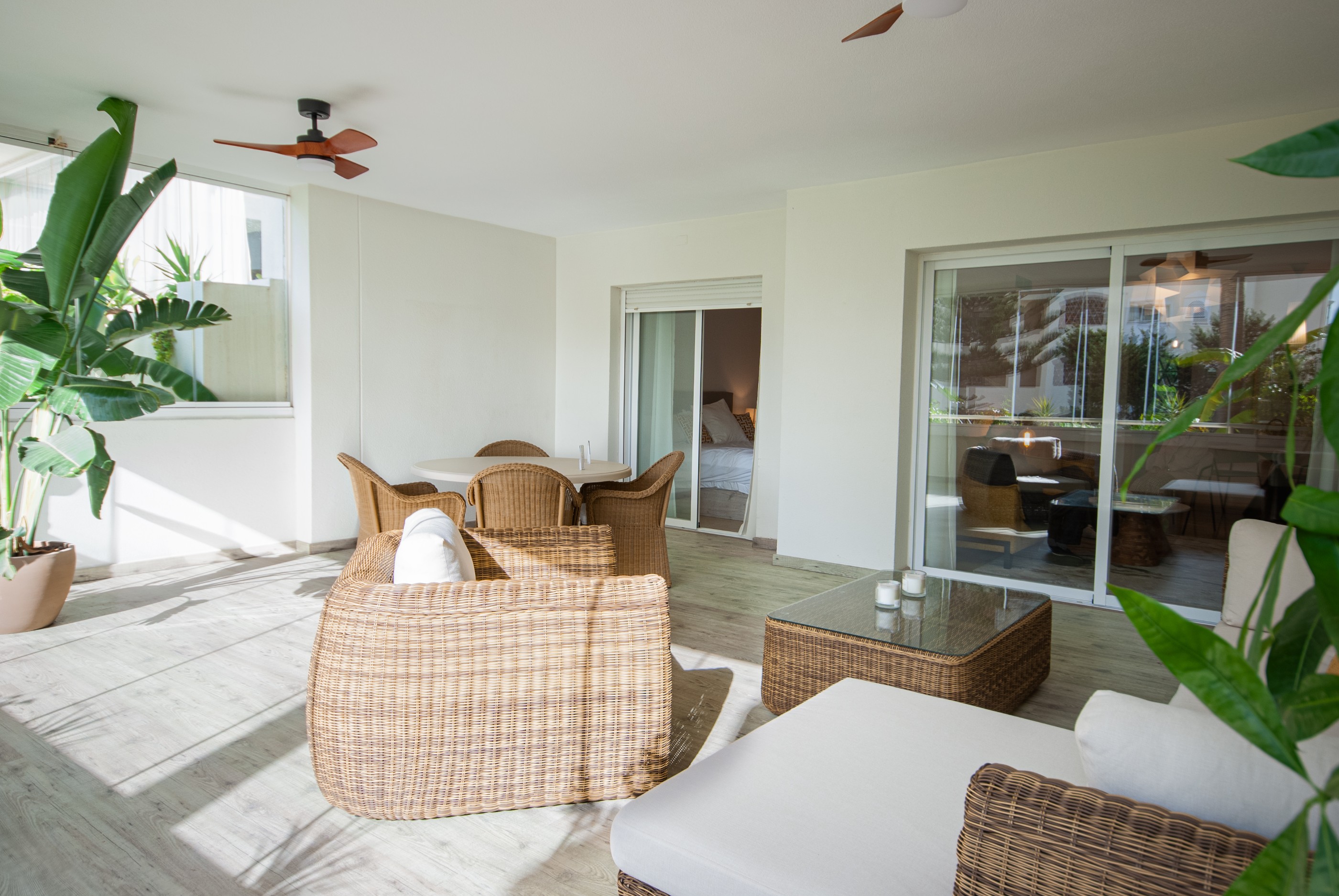 2 Bed - Apartment for Sale in Elviria, Marbella