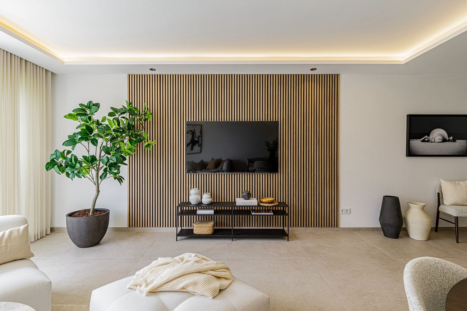 Casa Adosada de 4 Dormitorios y 3 Baños en venta en Nueva Andalucía, Marbella