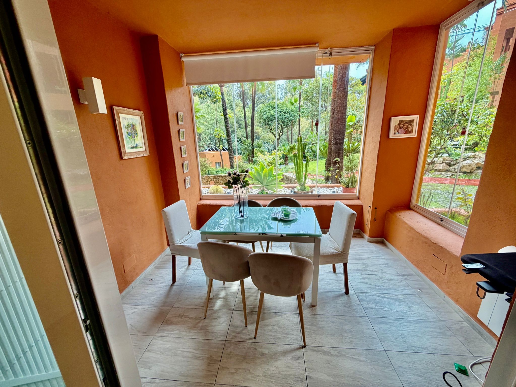 Piso de 3 Dormitorios en venta en Nueva Andalucía, Marbella