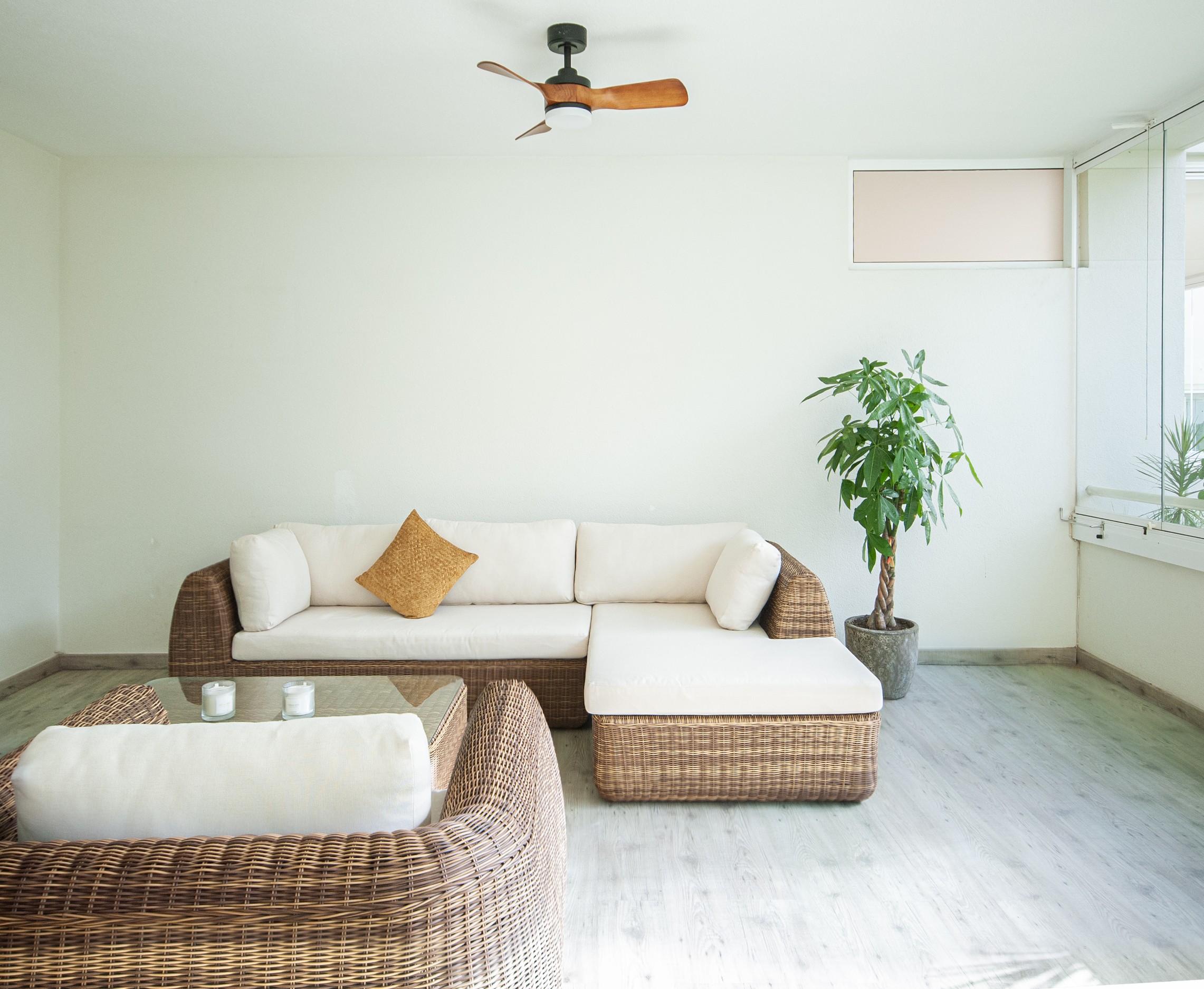 2 Bed - Apartment for Sale in Elviria, Marbella
