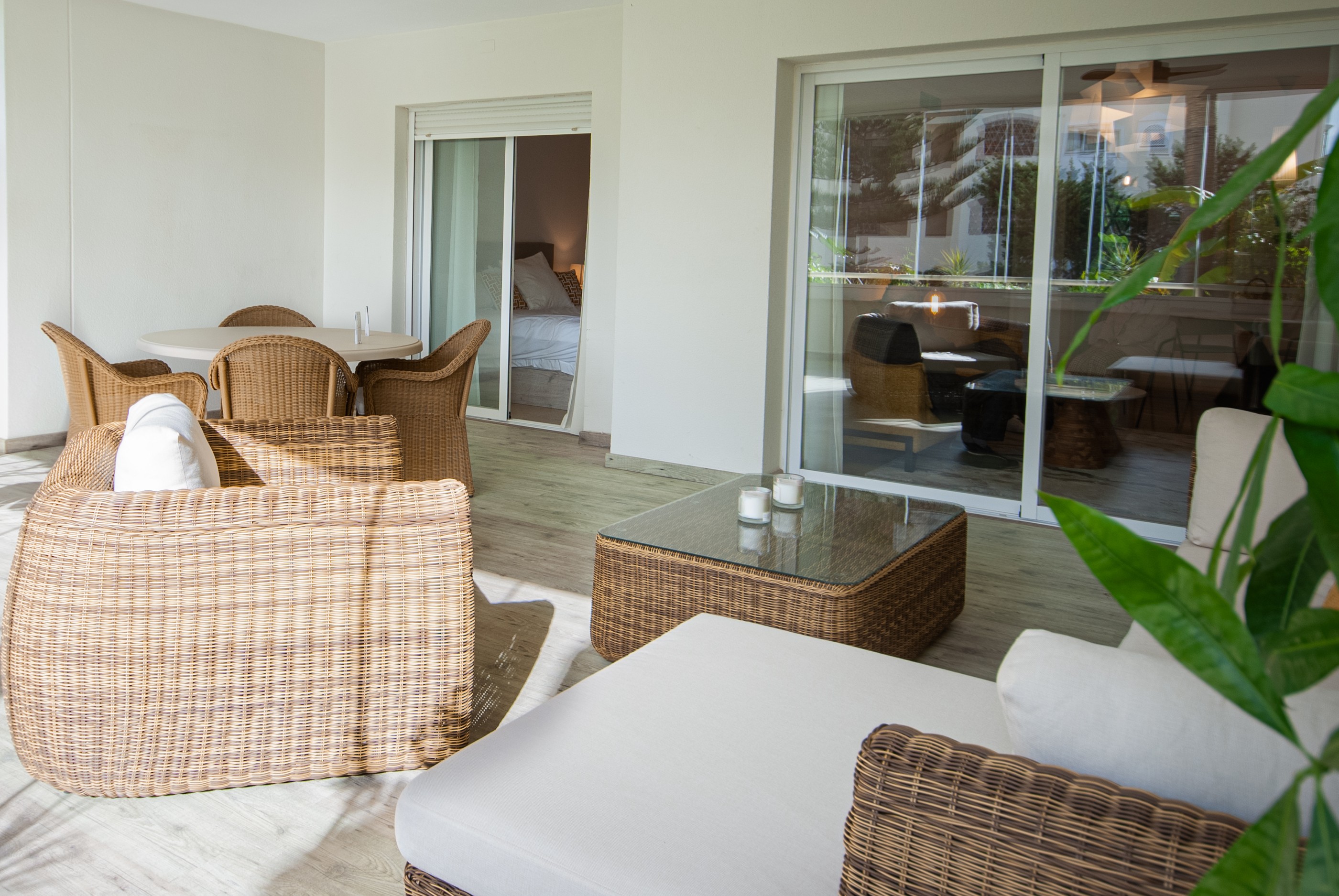 2 Bed - Apartment for Sale in Elviria, Marbella