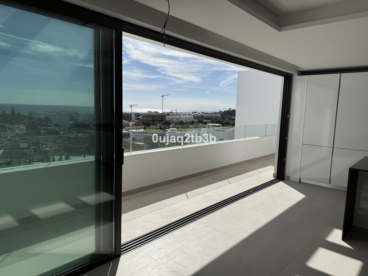 Ático de 2 Dormitorios en venta en Estepona