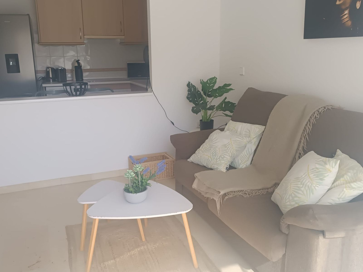 Piso de 1 Dormitorio y 1 Baño en venta en Estepona