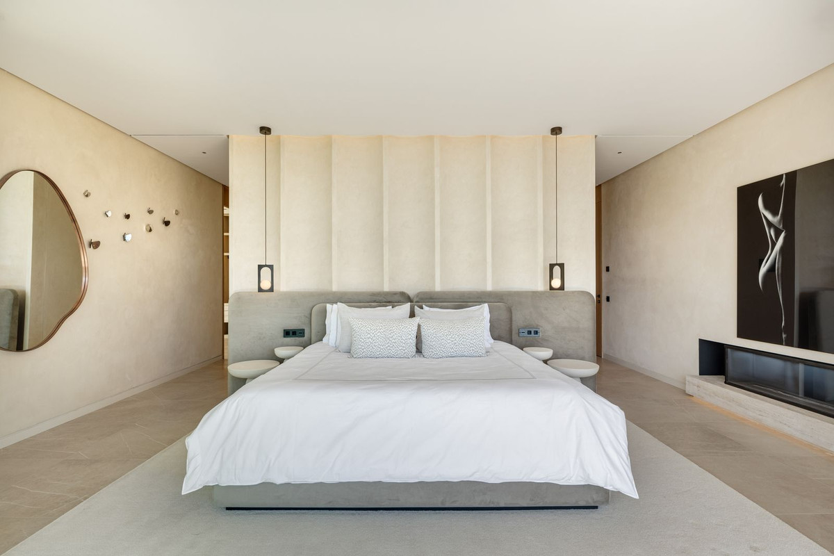 Casa de 6 Dormitorios y 6 Baños en venta en Benahavís