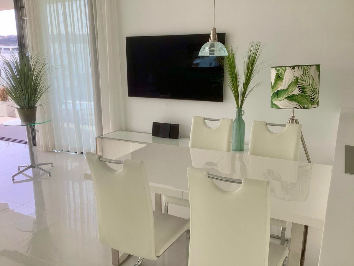 Piso de 3 Dormitorios en venta en Estepona