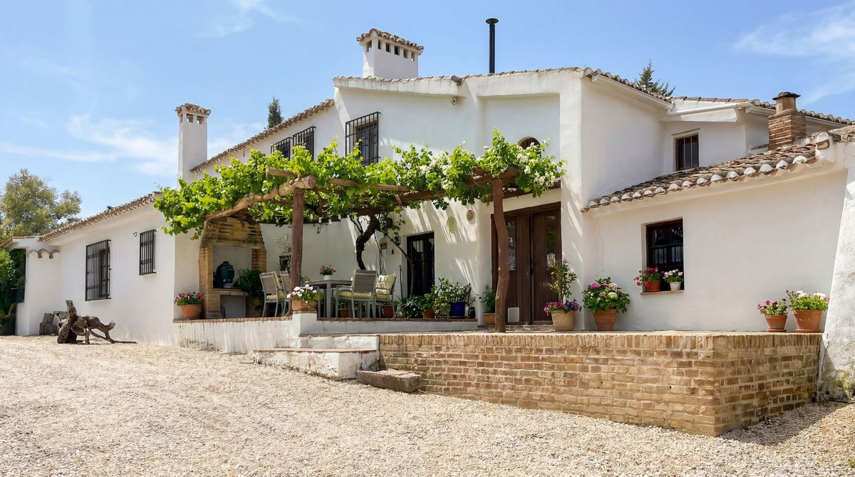 Finca de 9 Dormitorios y 5 Baños en venta en Villanueva del Rosario