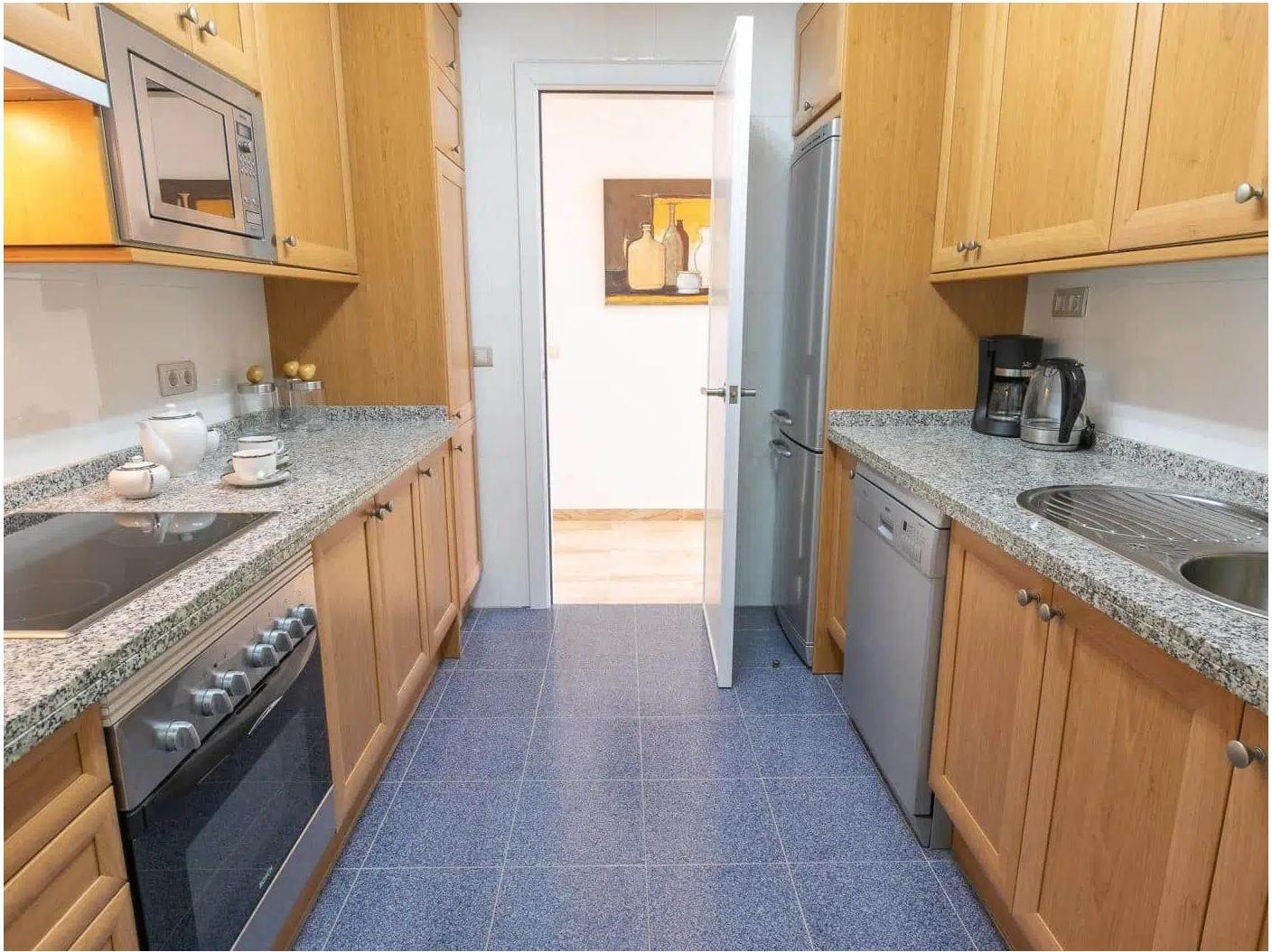 Piso de 3 Dormitorios y 2 Baños en venta en San Pedro Playa, San Pedro de Alcántara