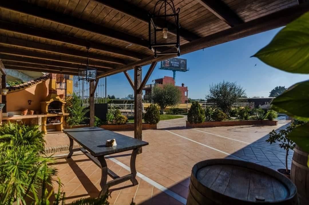 Finca de 2 Dormitorios y 2 Baños en venta en Mijas