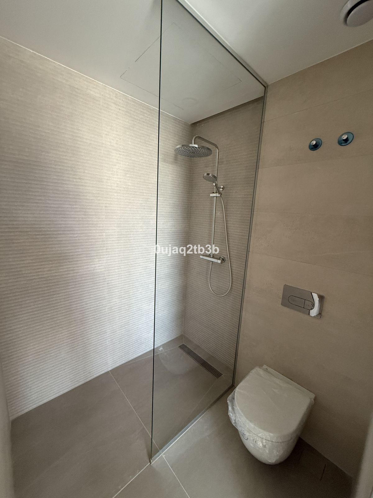 Ático de 3 Dormitorios y 3 Baños en venta en Estepona