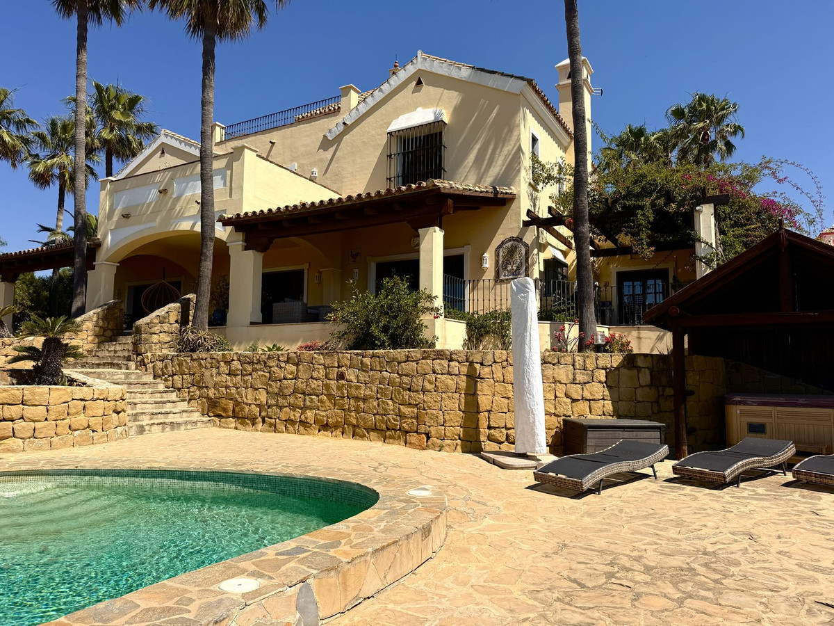 Casa de 3 Dormitorios y 3 Baños en alquiler vacacional en Manilva