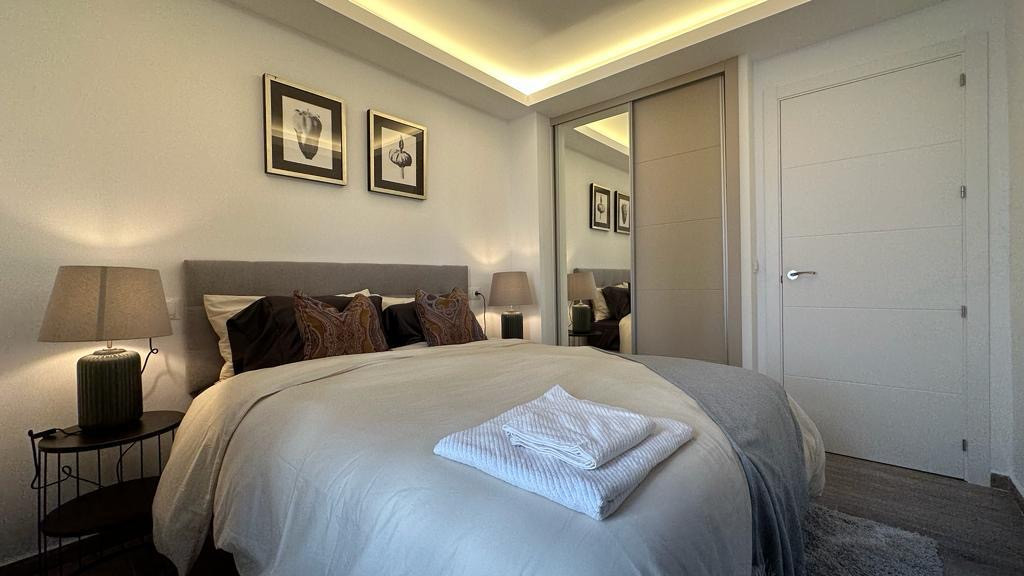 Piso de 3 Dormitorios en alquiler en Marbella