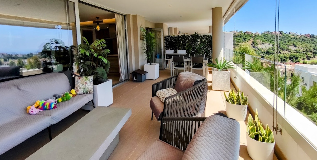 Piso de 3 Dormitorios en venta en Benahavís