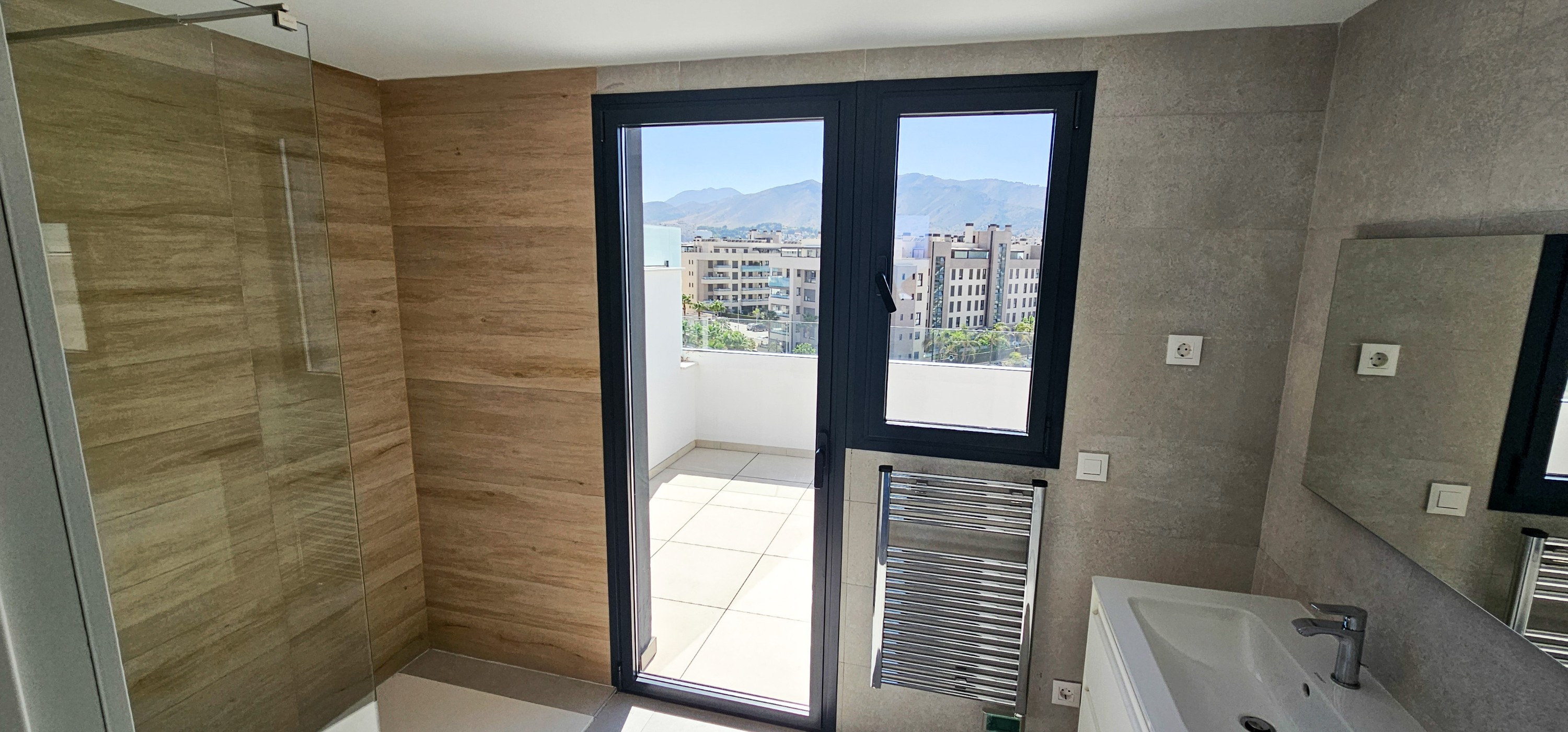 3 спални, 2 бани - Пентхаус за продажба в Torremolinos
