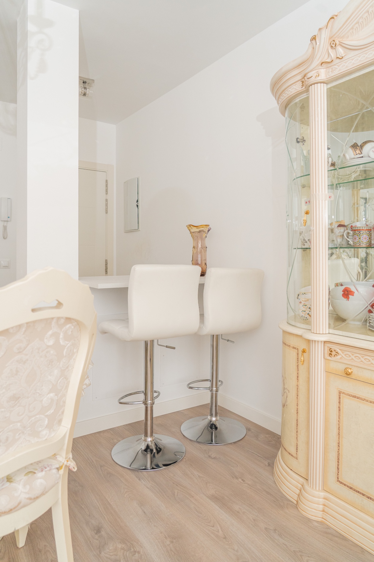 3 Bed, 2 Bath - Apartment for Sale in Nueva Andalucia, Marbella
