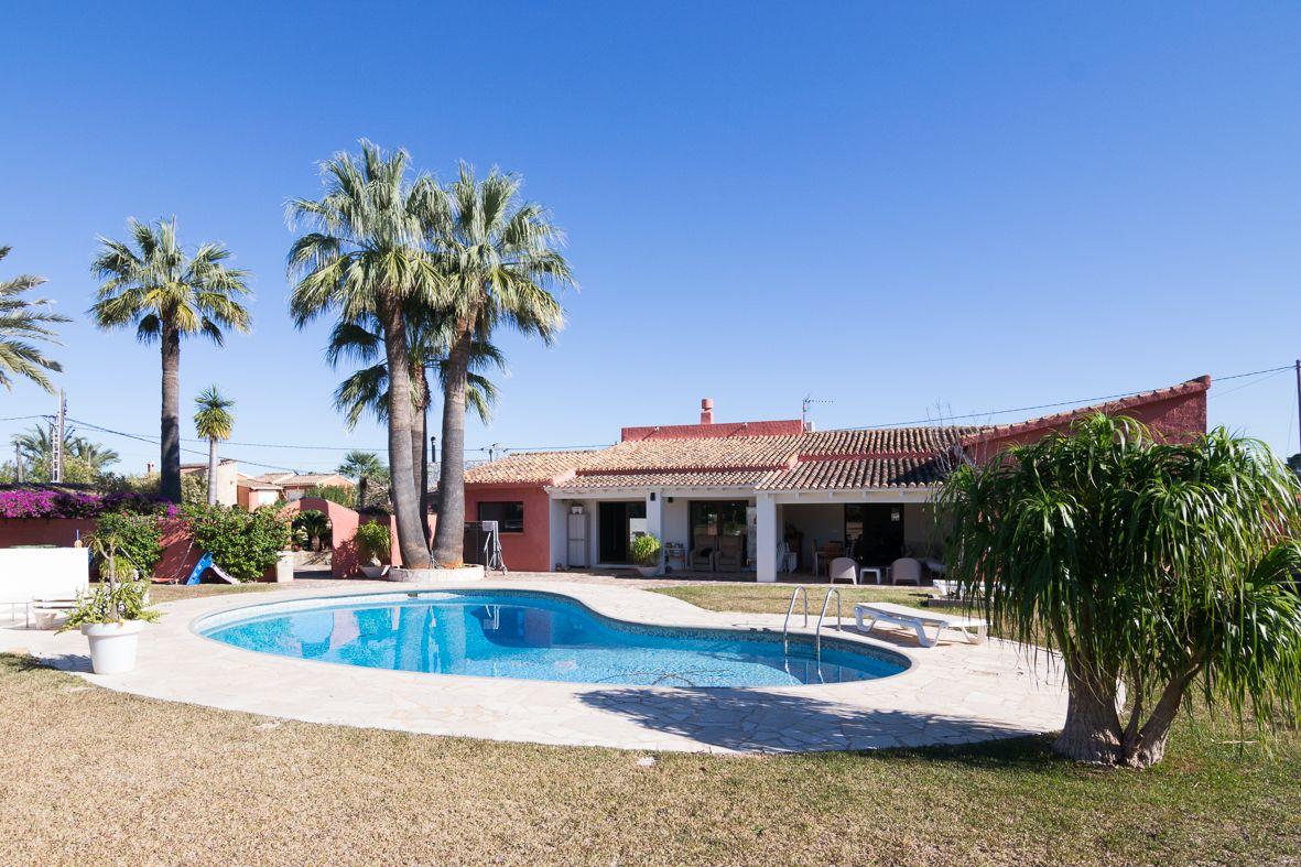 Casa de 4 Dormitorios en venta en Dénia