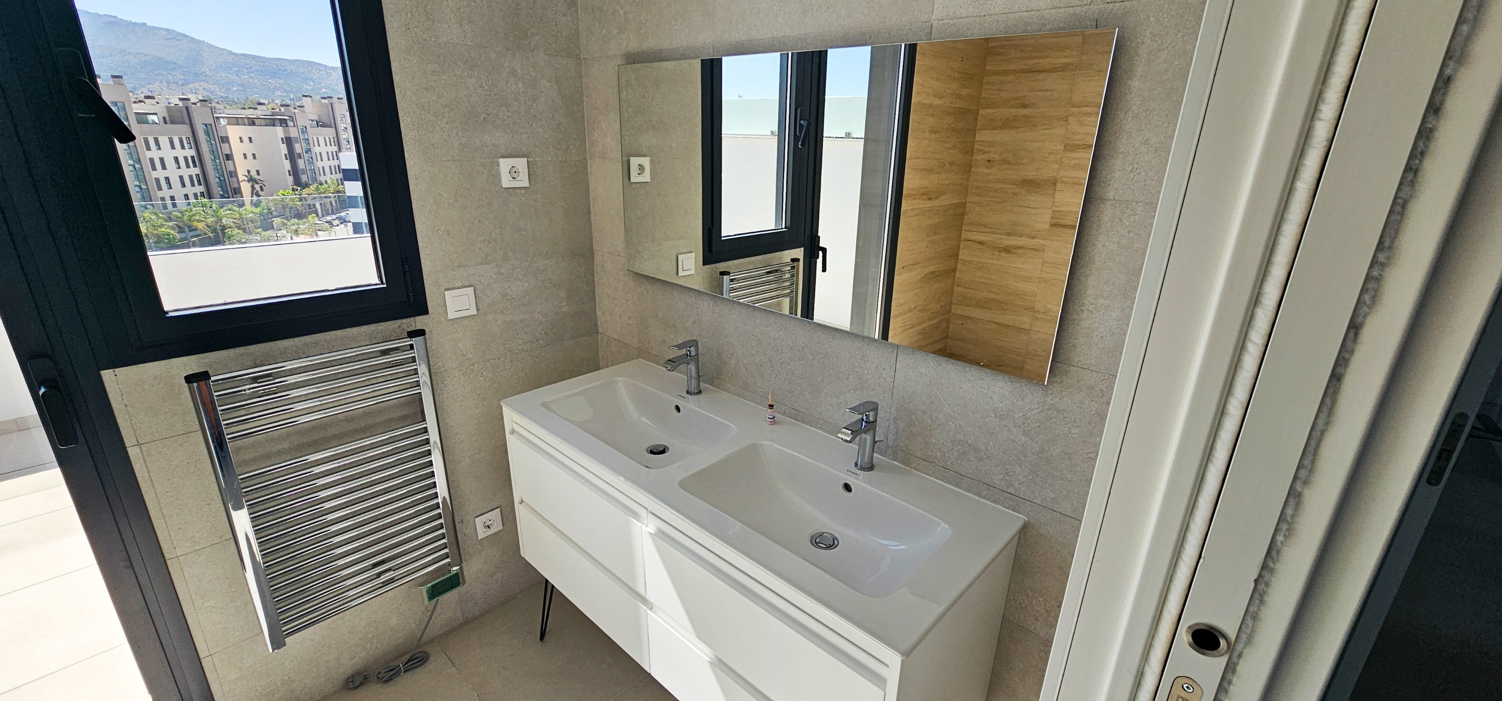 3 спални, 2 бани - Пентхаус за продажба в Torremolinos