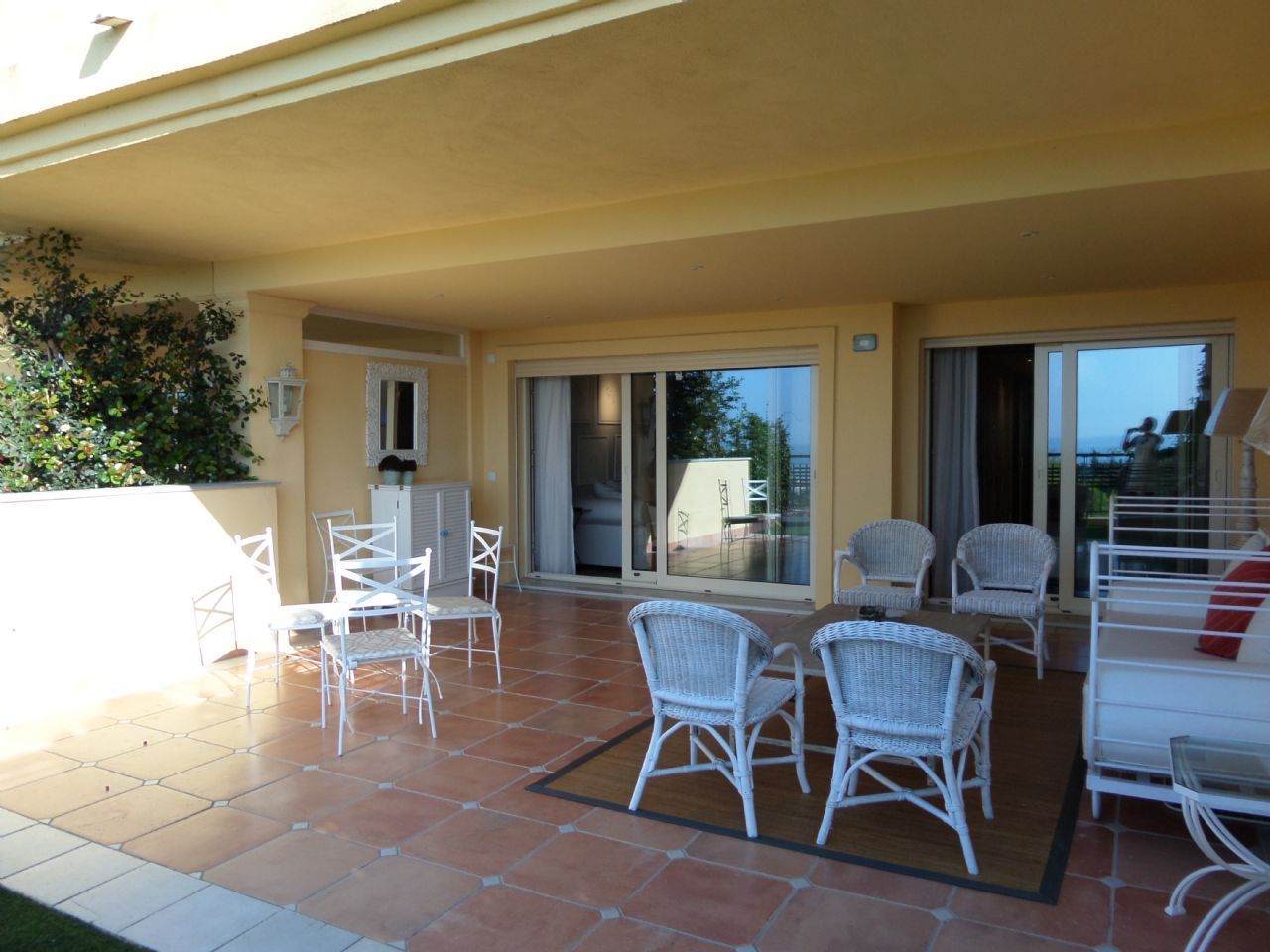 Piso de 2 Dormitorios en venta en Milla de Oro, Marbella