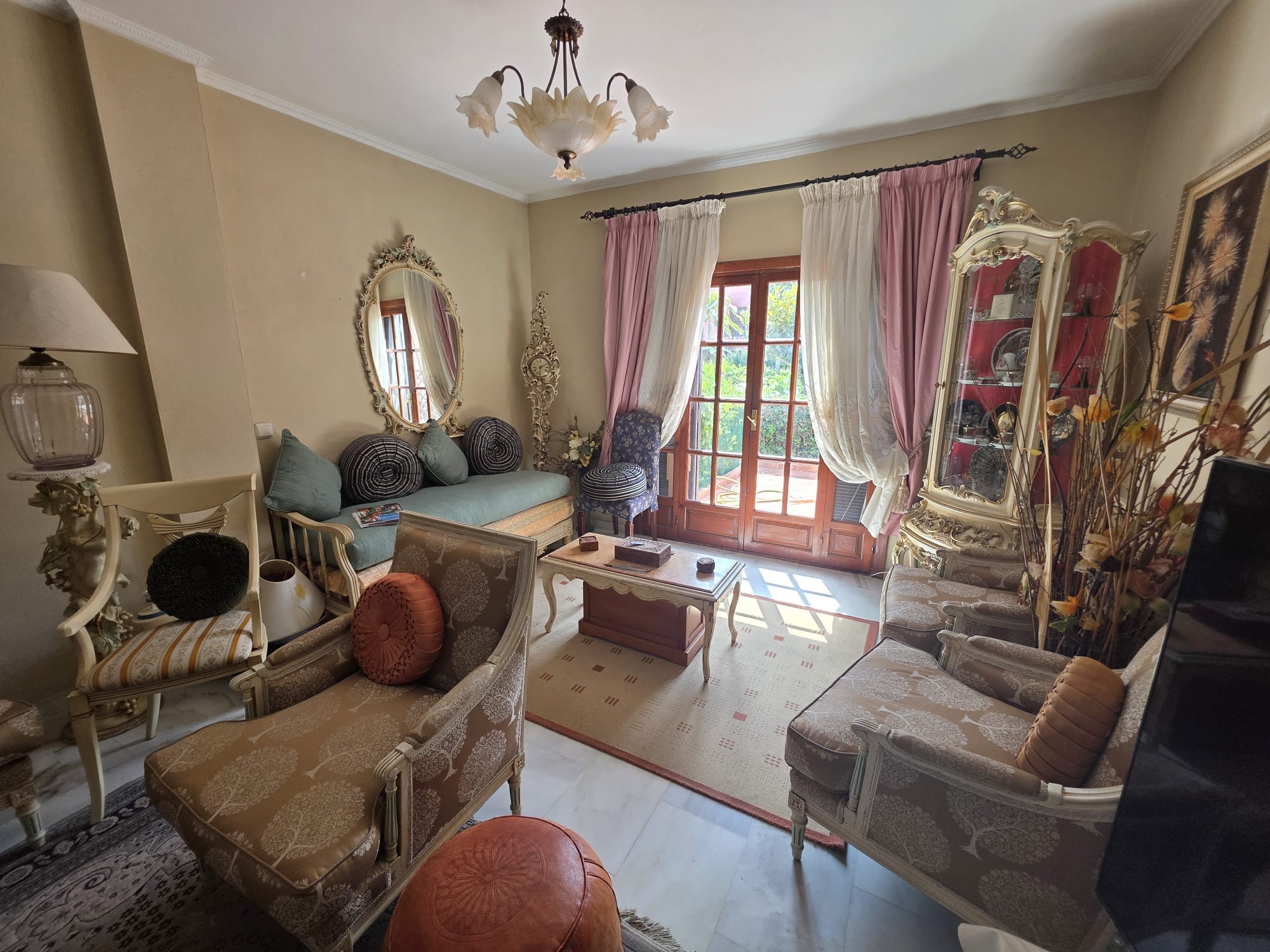 Casa Adosada de 3 Dormitorios en venta en Bel-Air