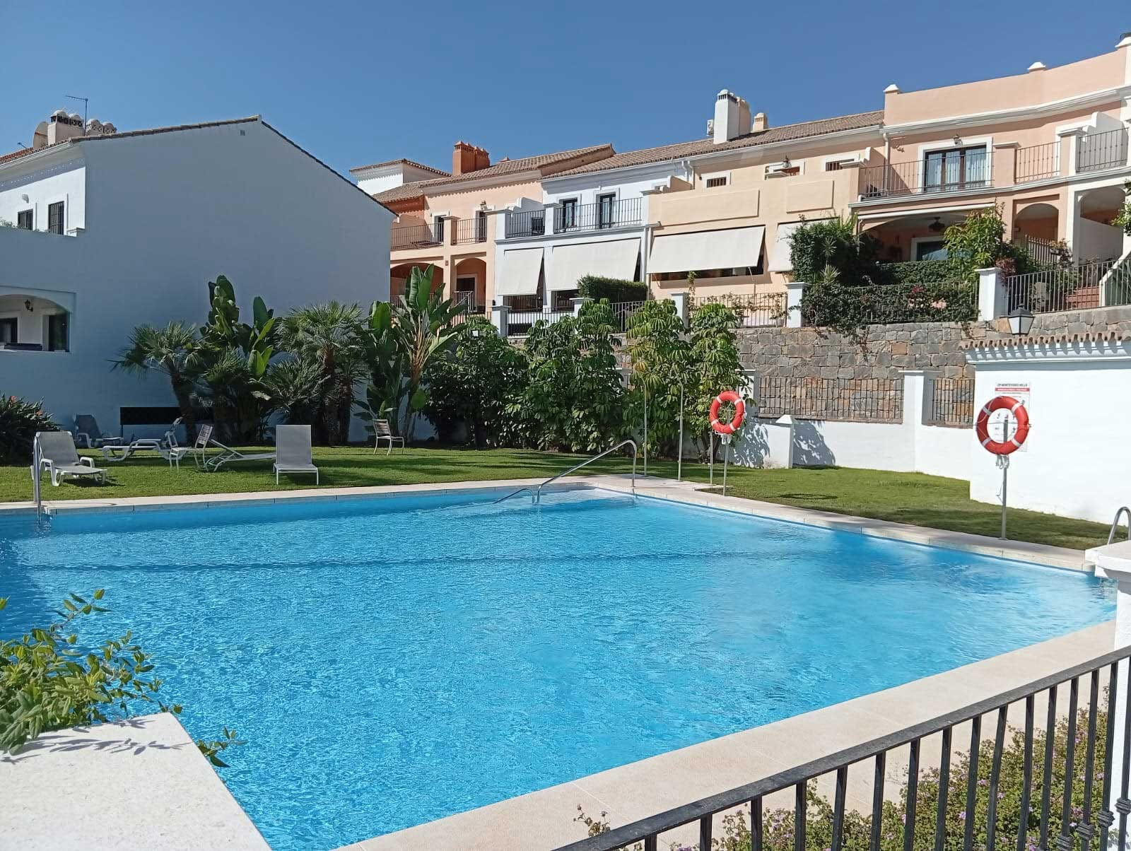 El Paraiso, Estepona