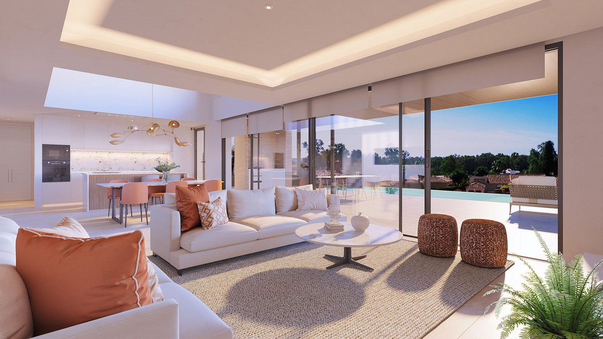 Casa de 3 Dormitorios y 3 Baños en venta en Nueva Milla de Oro, Estepona