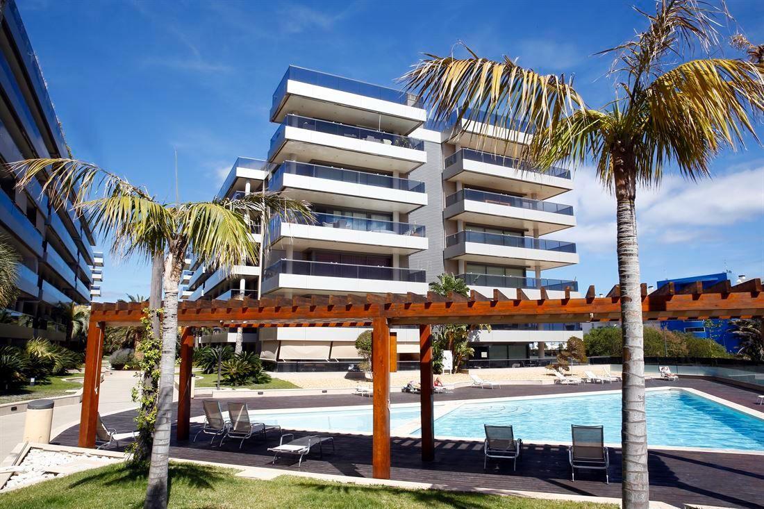 Marina Botafoch, Ibiza Town
