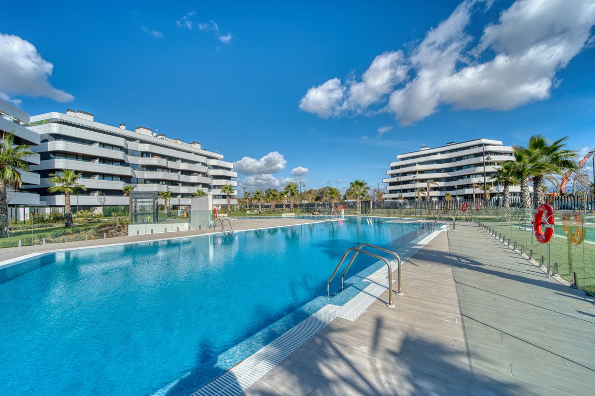 Piso de 3 Dormitorios en venta en Torremolinos