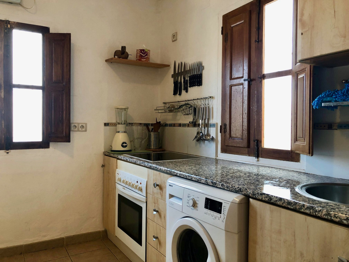 Casa Adosada de 3 Dormitorios y 2 Baños en venta en Guaro