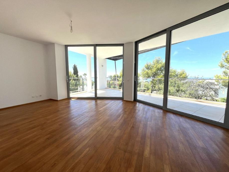 Casa de 5 Dormitorios en venta en Marbella
