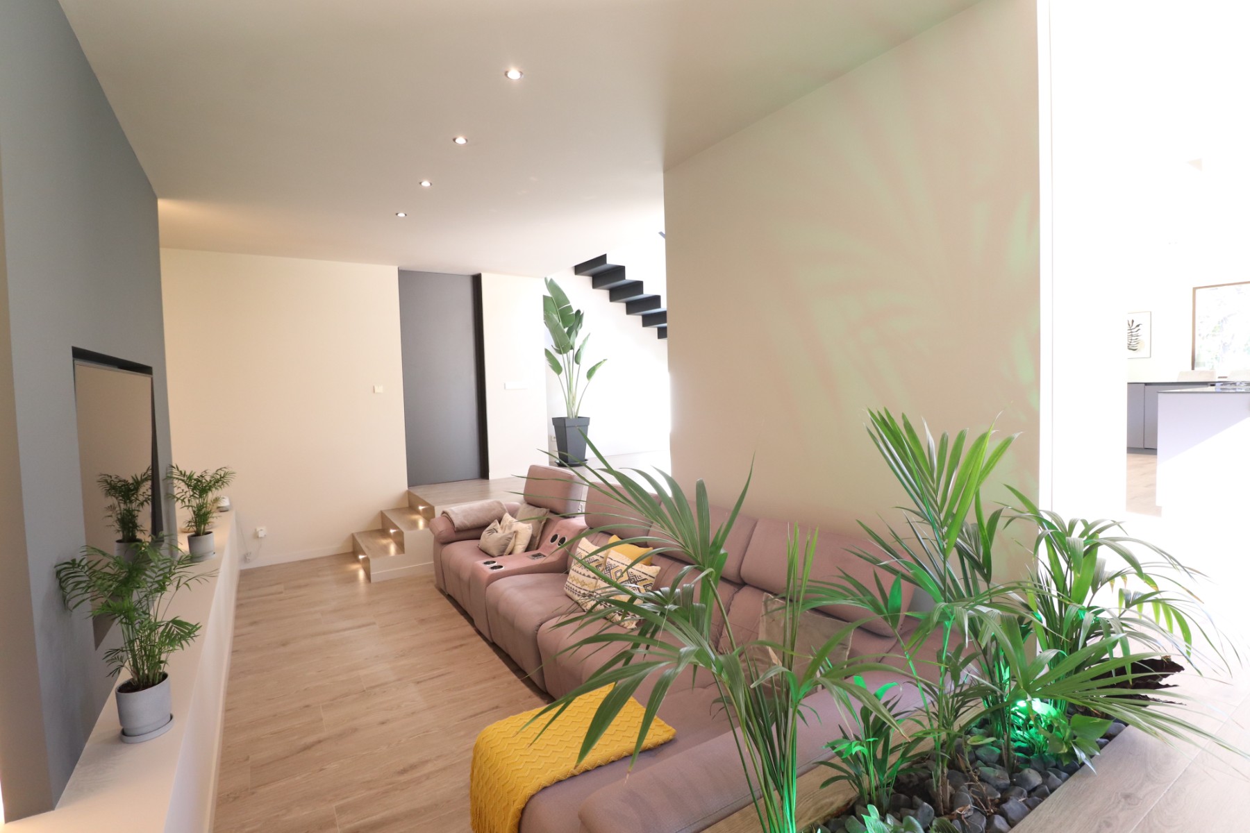Finca de 5 Dormitorios y 4 Baños en venta en Aspe