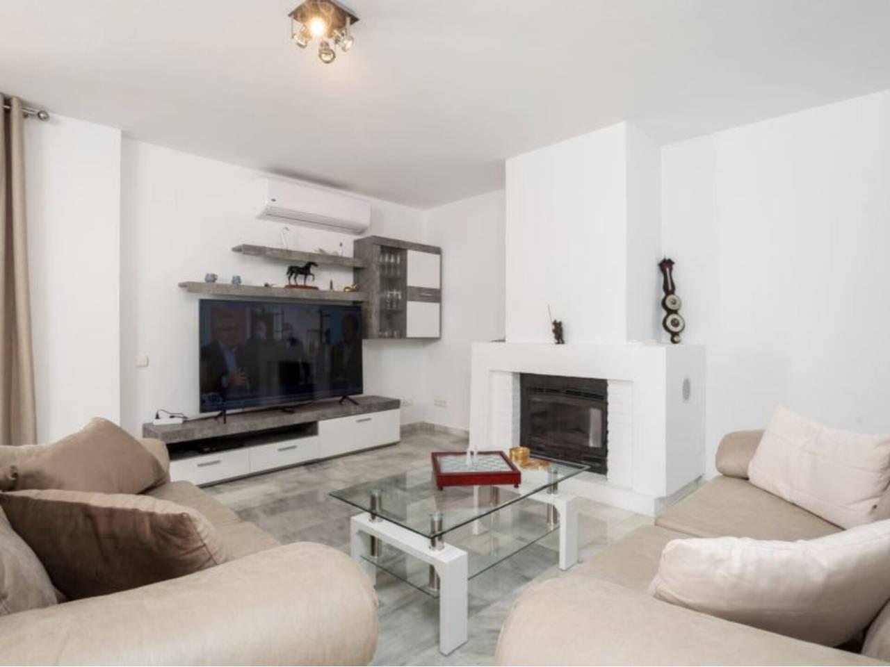 4 Bed - Townhouse for Sale in Atalaya Isdabe