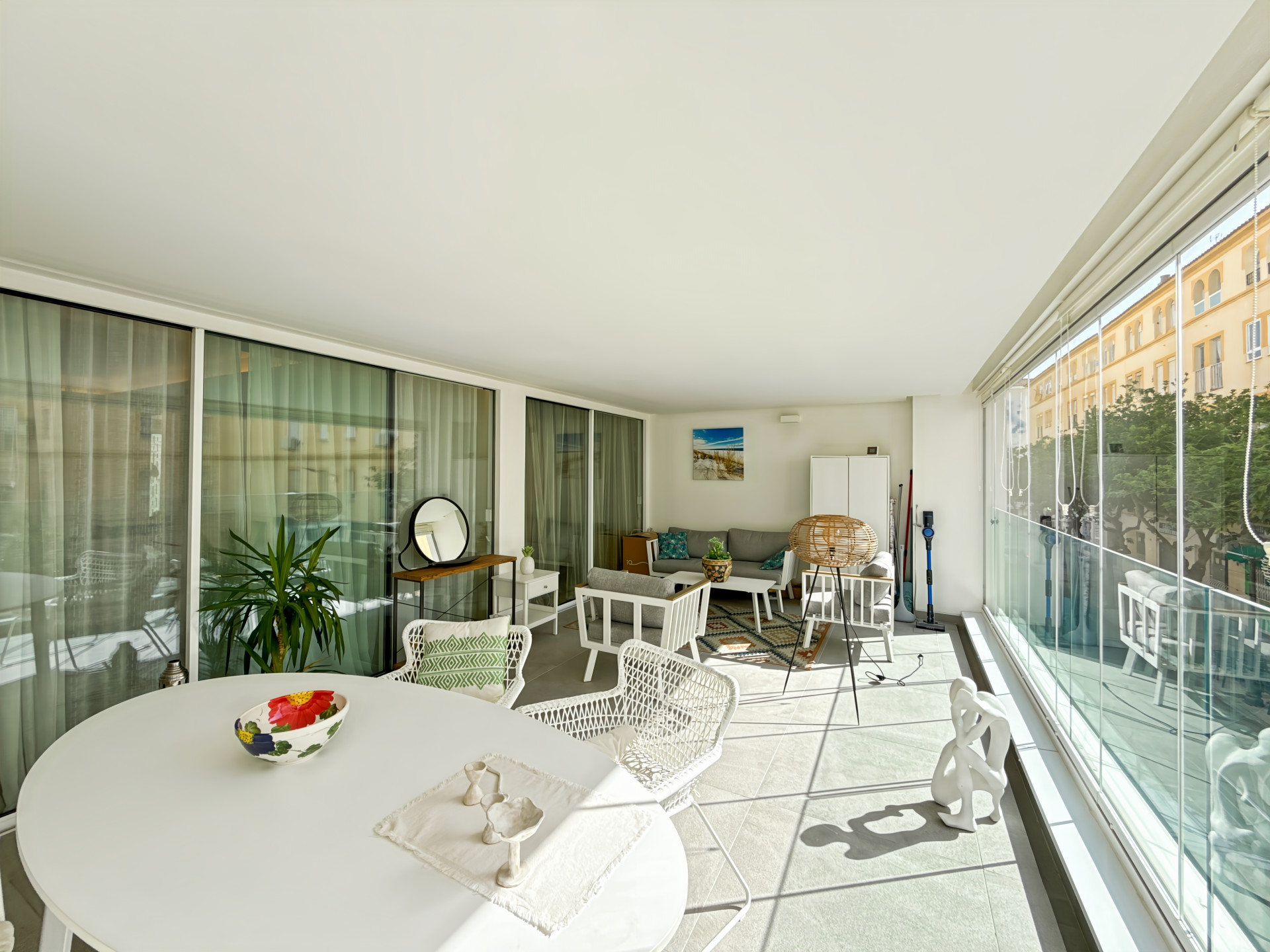 Piso de 2 Dormitorios en venta en La Alqueria, Estepona