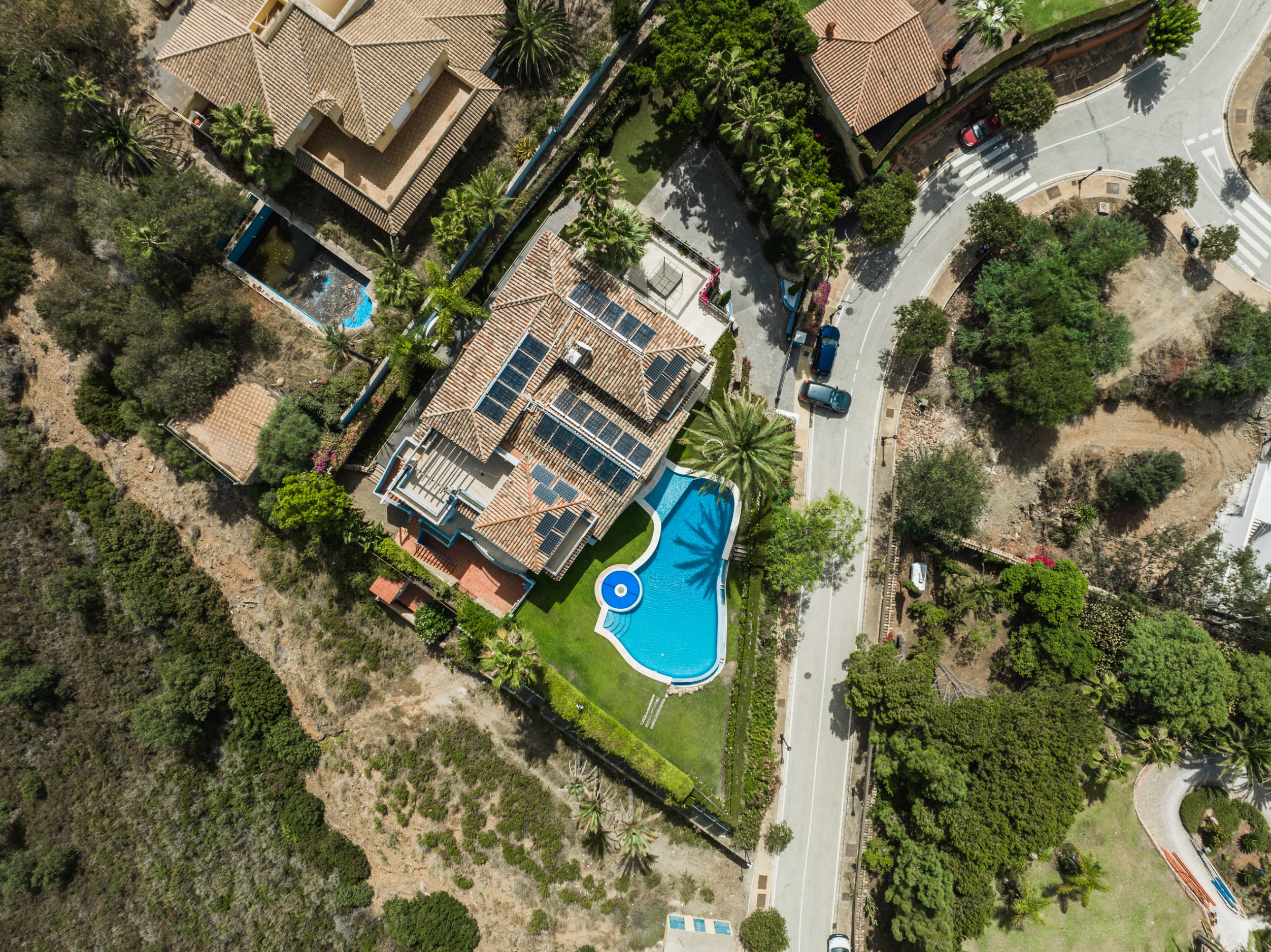 Casa de 6 Dormitorios en venta en Elviria, Marbella