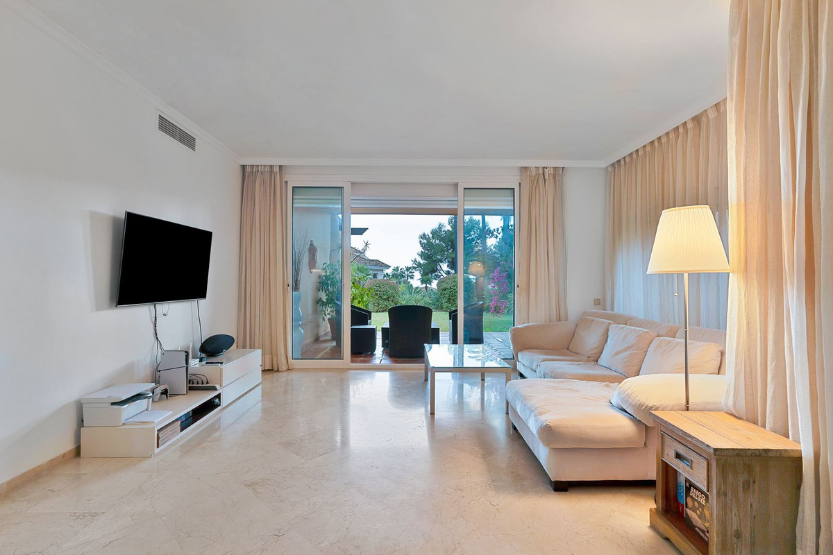 3 Slaapk., 2 Badk. - Appartement te koop in Sierra Blanca, Marbella