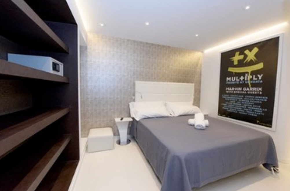 4 Bed - Apartment for Rent in Marina Botafoch, Ibiza Town