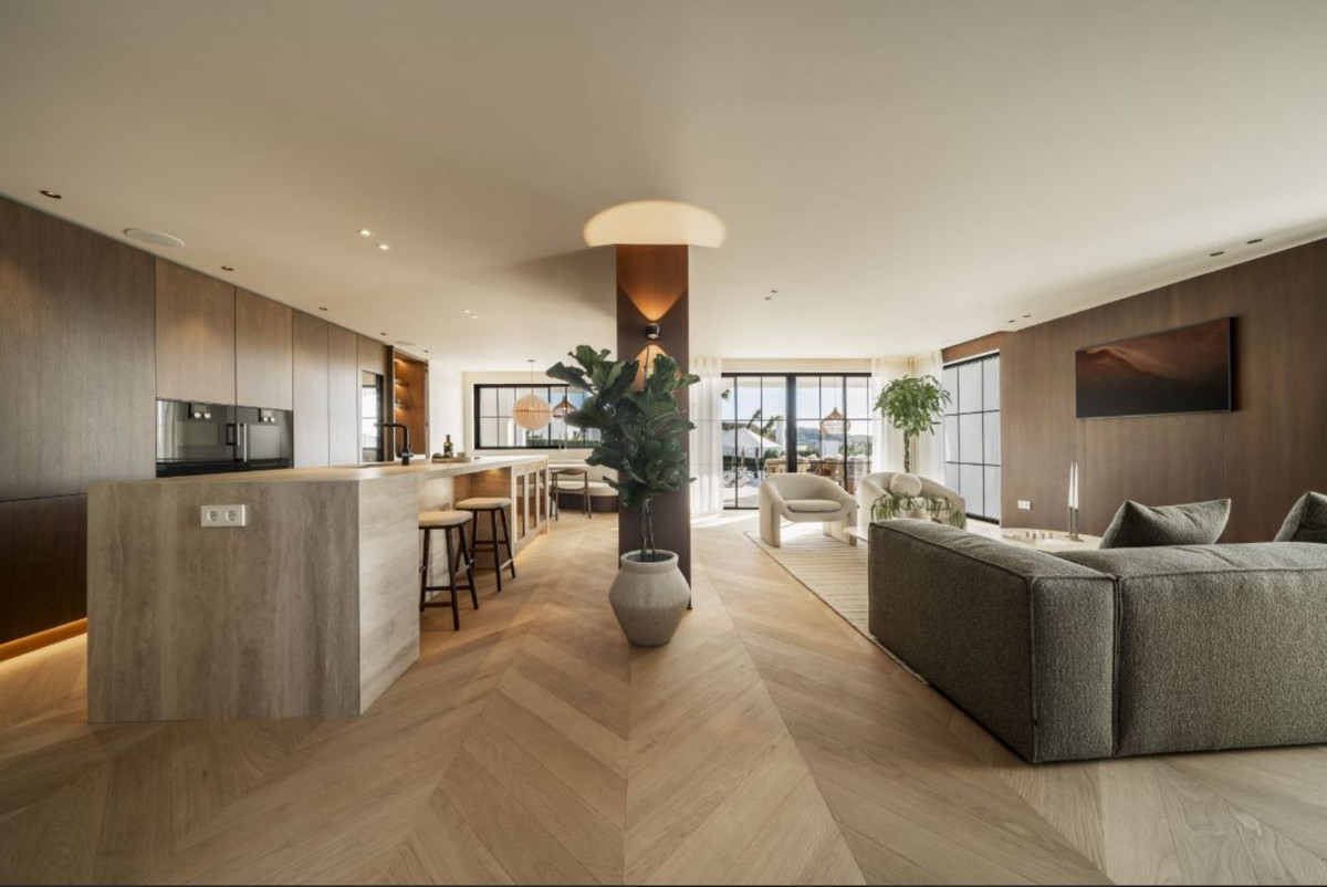5 Slaapk. - Villa te koop in Nueva Andalucia, Marbella