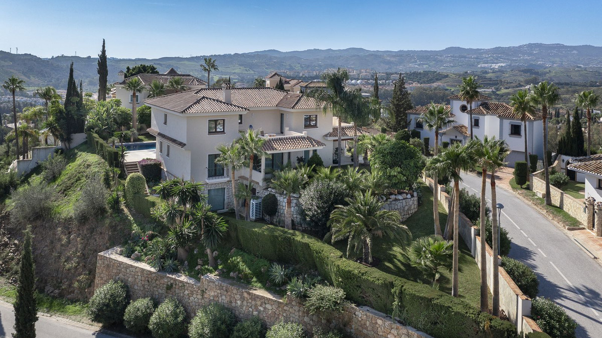 Casa de 6 Dormitorios en venta en Mijas Golf