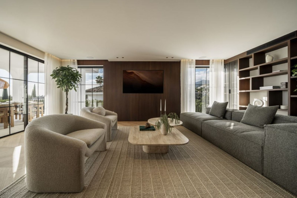 5 Slaapk. - Villa te koop in Nueva Andalucia, Marbella