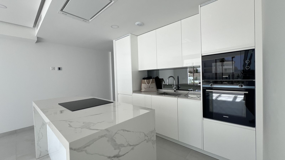 Piso de 3 Dormitorios en venta en La Cala de Mijas