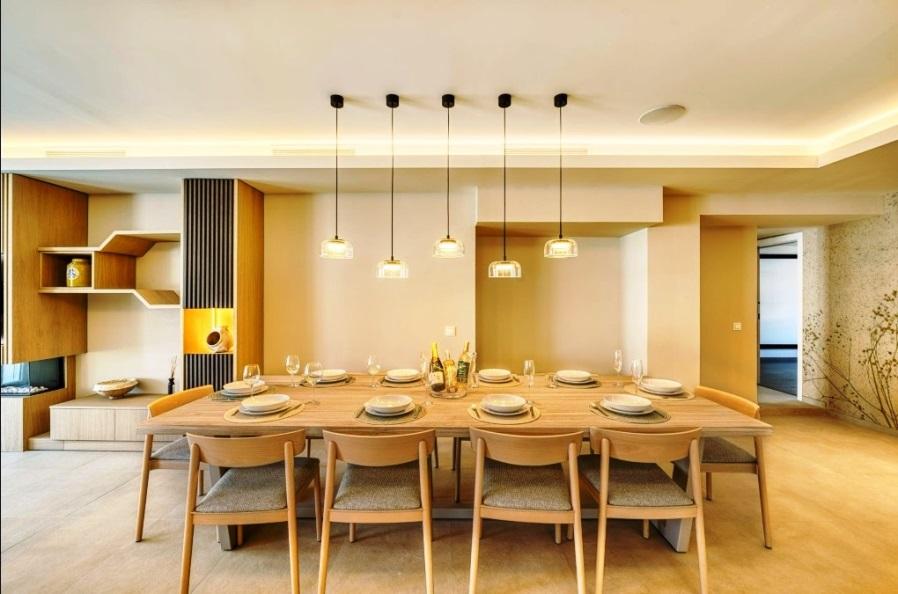 Casa de 6 Dormitorios y 7 Baños en venta en Nueva Andalucía, Marbella