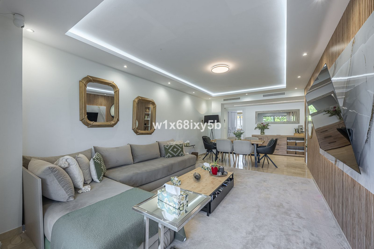 Piso de 3 Dormitorios y 2 Baños en venta en Guadalmina Alta, San Pedro de Alcántara
