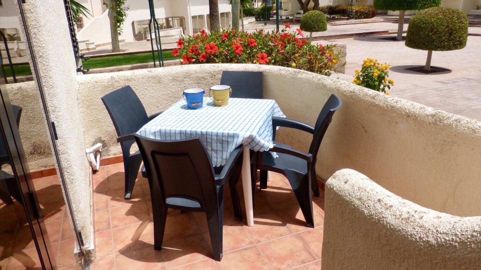 Piso de 2 Dormitorios y 1 Baño en venta en Las Marinas, Dénia