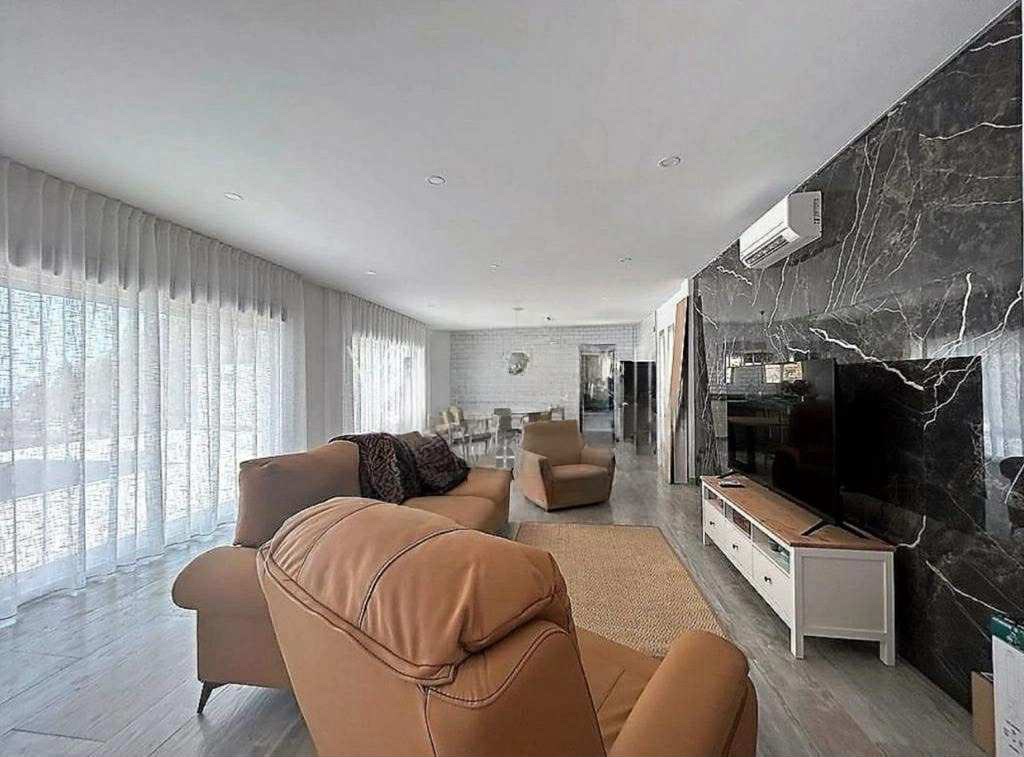 Casa de 3 Dormitorios y 2 Baños en venta en Algarrobo
